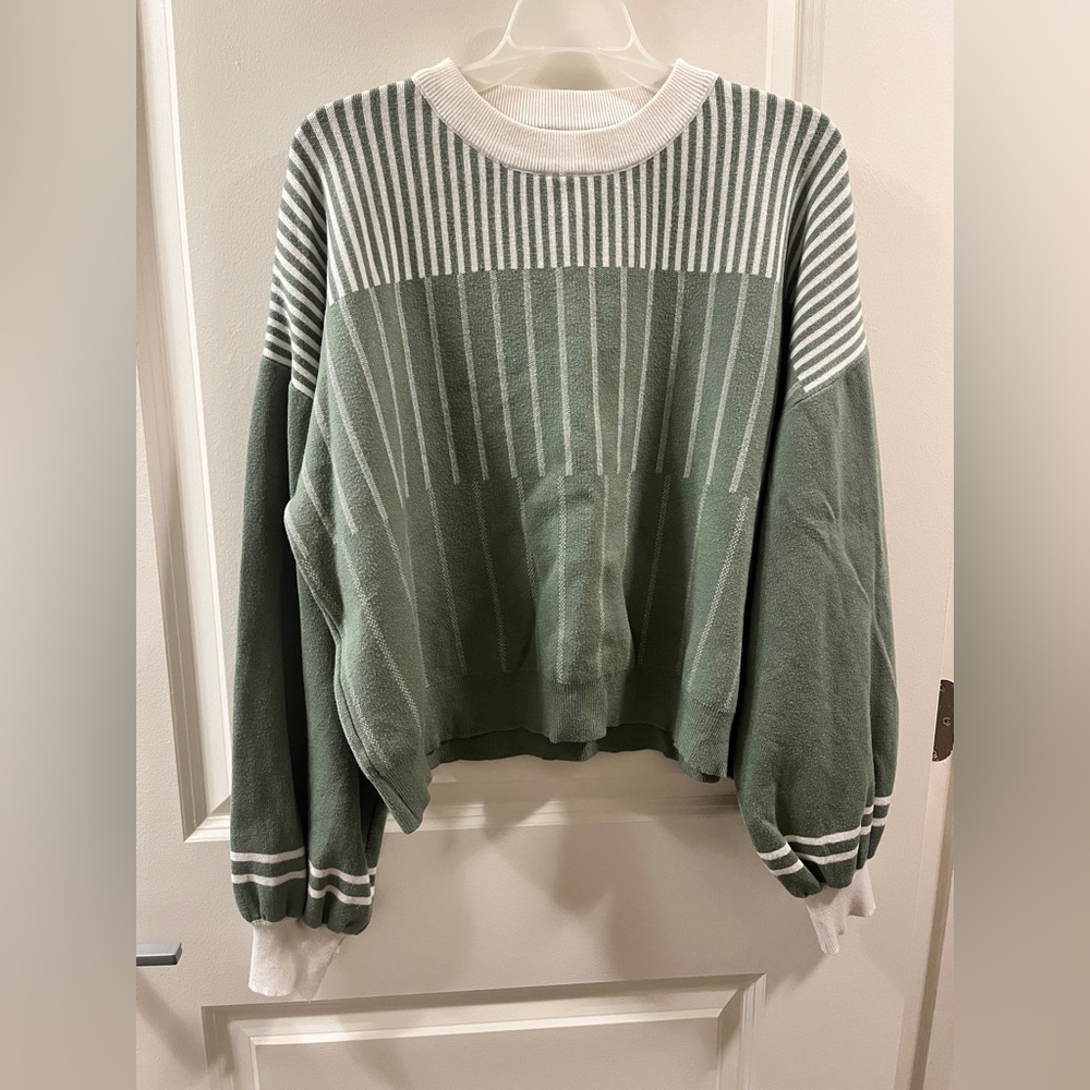 Amazon Sweater/Short Set